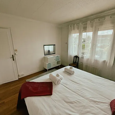 Duplex Avec Jardin - Proche Paris - Disneyland - Rer - Apartment *